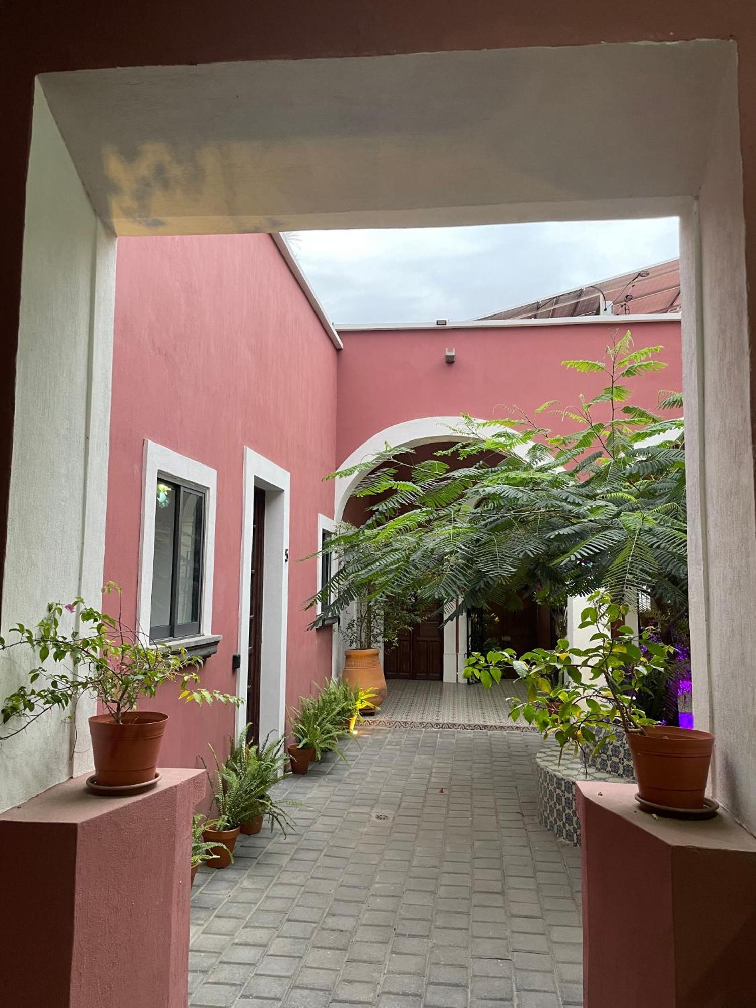 Quinta La Perla Vandrarhem Guadalajara Exteriör bild