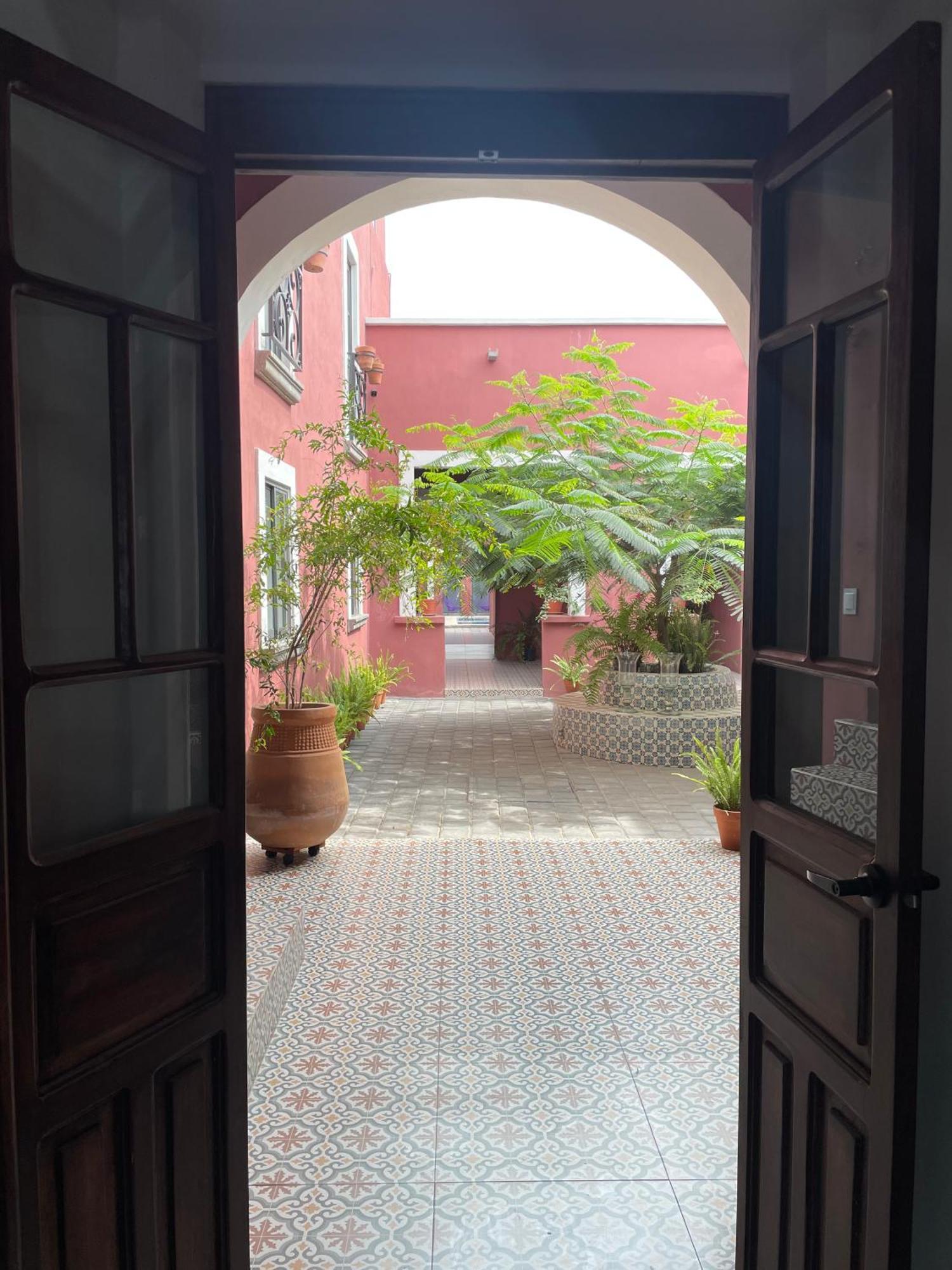 Quinta La Perla Vandrarhem Guadalajara Exteriör bild